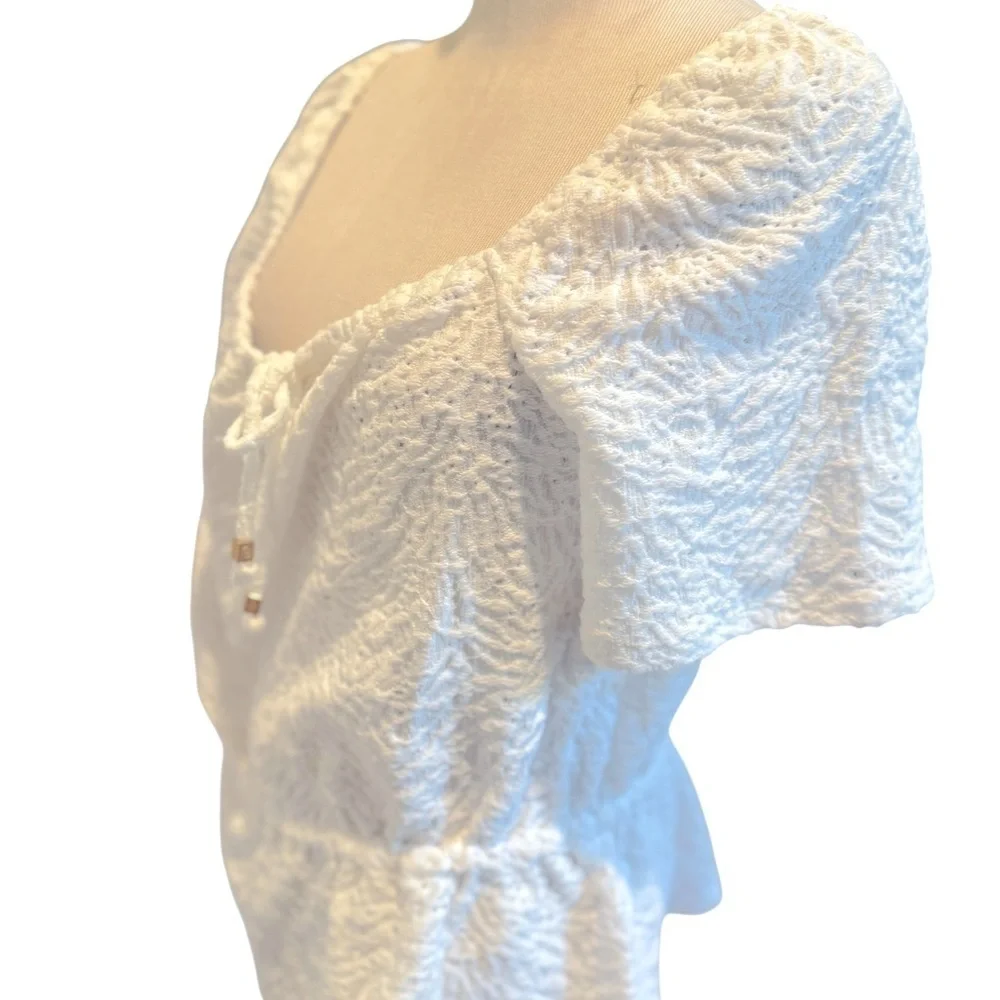 Michael Kors new White Textured Women's Top  stretchy, with beautiful fabric